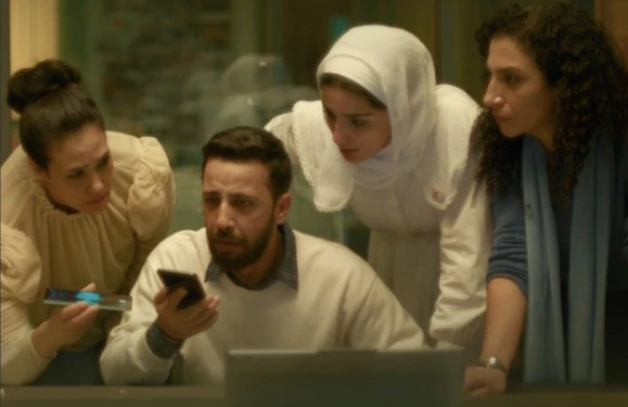 The Voice of Hind Rajab 2025 filminde Hind Rajab’ın ses kayıtlarına odaklanan sahne