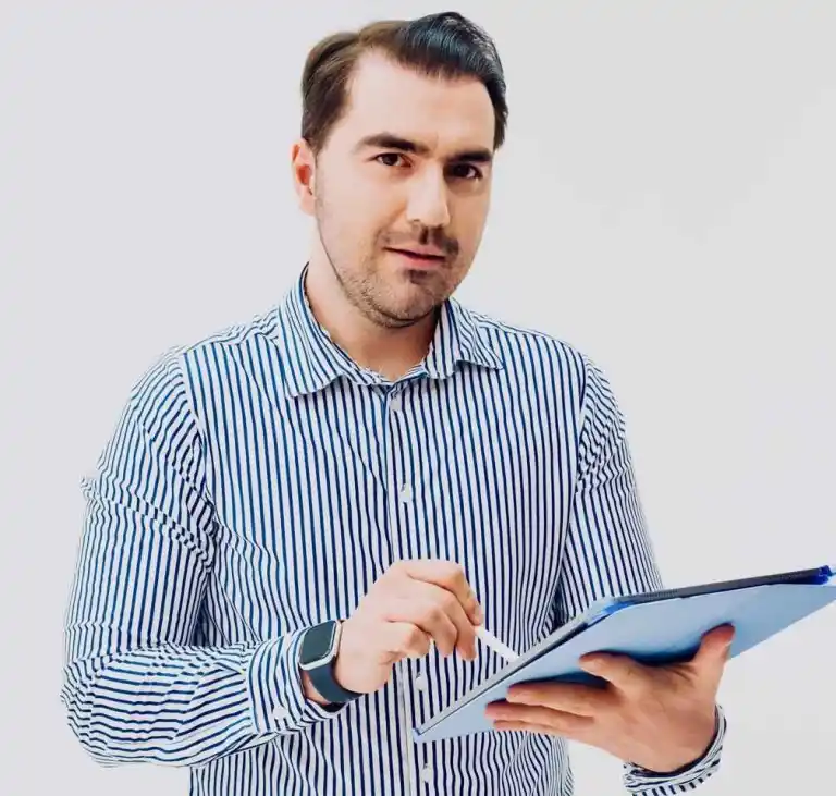 Deniz Ali Tatar konuk yazar fotoğrafı