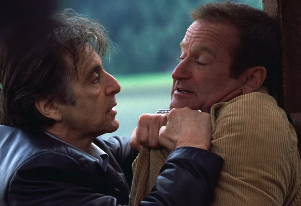 Insomnia (2002) filminde Dormer ile katil arasındaki fiziksel ve ahlaki çatışma sahnesi