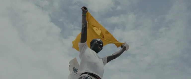 ISFF 2026 Belgesel Finalisti The Madmen Coach filminde zihinsel rahatsızlıkları olan futbol takımının antrenmanı.