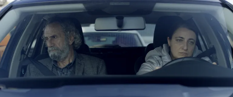 Ölüm Bizi Ayırana Dek Kısa Filminden araba sahnesi, Gülçin Kültür Şahin ve Menderes Samancılar