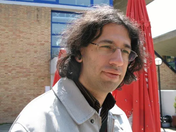 Hasan Nadir Derin Sinema Yazarı, "Sinema Manyağı" portre fotoğrafı