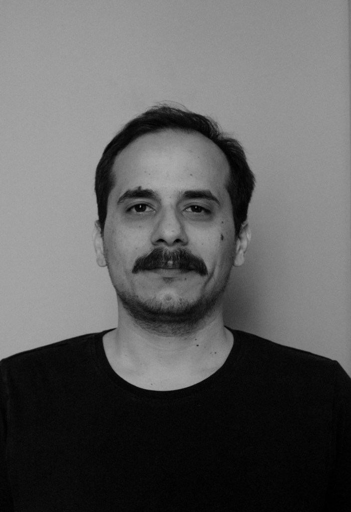 Melik Kuru ile İsimsiz Eserler Mezarlığı (2025) Üzerine Söyleşi