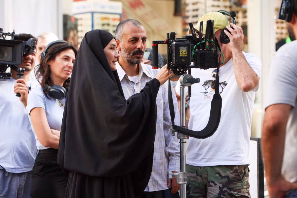 Ödüllü ilk uzun metrajı “Martı” ile tanıdığımız Erkan Tunç’un yeni filmi “En Mutlu Günümde”nin çekimleri İstanbul’da tamamlandı.