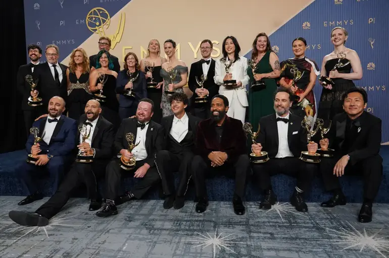 78. Emmy Ödülleri: Widow’s Bay Rekor Kırdı, Matthew Rhys Tarihe Geçti