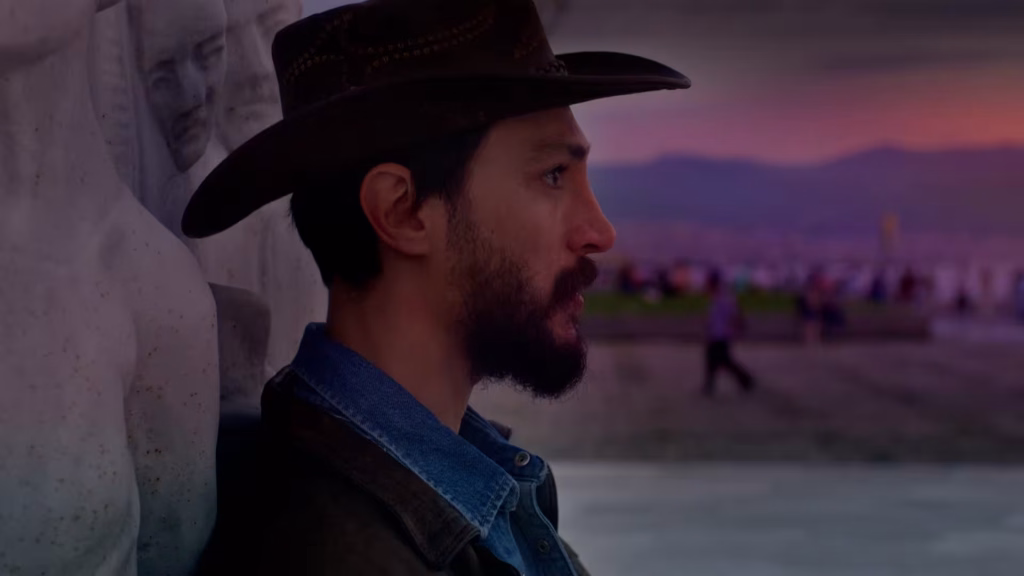 Tek başına filminden Tamer karekterinin hayali sahnelerde büründüğü kimlik