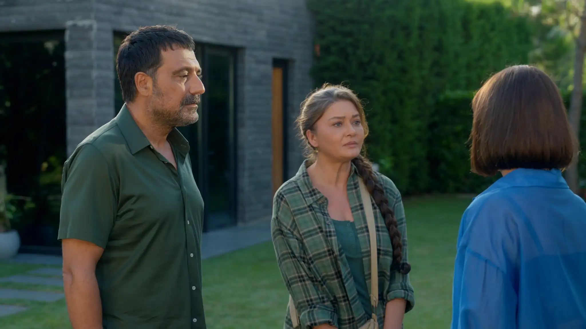 Nurgül Yeşilçay Ekranlara Dönüyor: ‘Ömür Usta’ Bu Akşam NOW’da Başlıyor